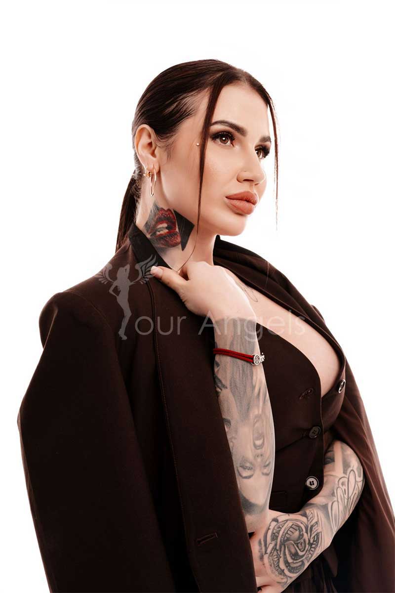 Nona Brunette(Your Angels)